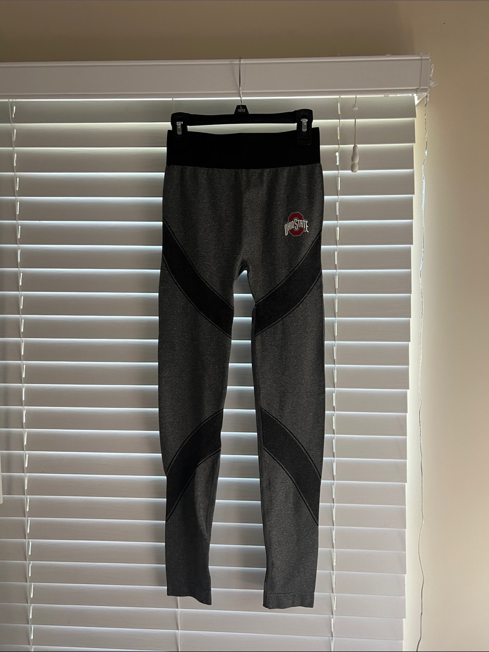 Ohio State Gray Girl’s Athletic Leggings Size 10
